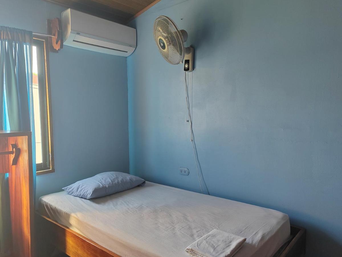 Hostel Marisol Sámara Екстериор снимка